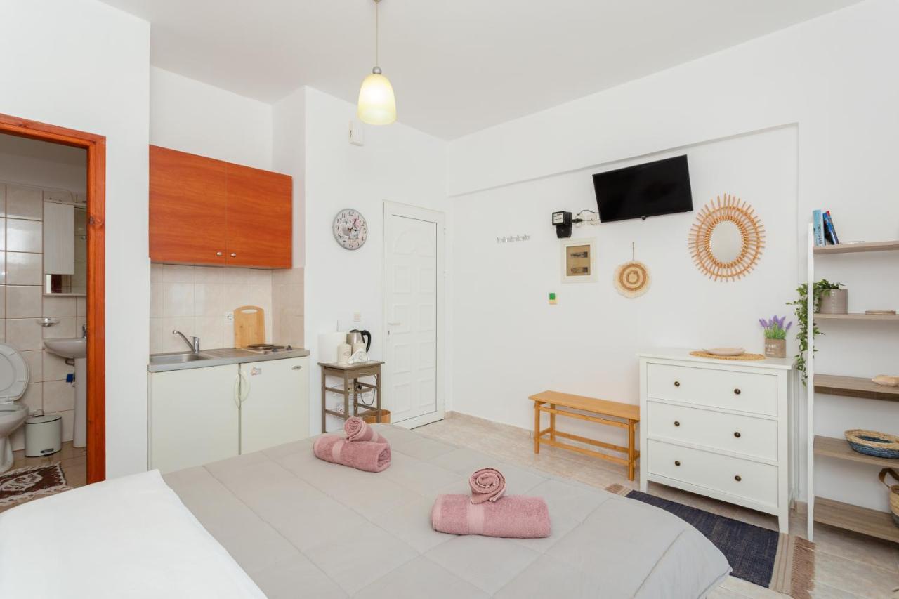 Апартаменты Stegna On Sea Apt Архангелос Экстерьер фото